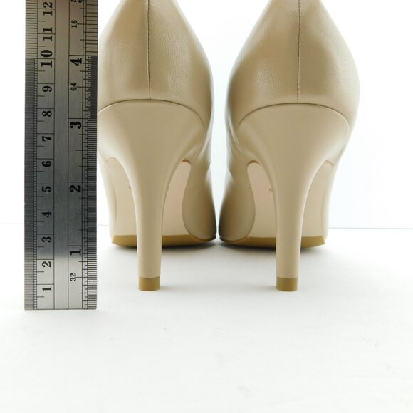 Unworn COLE HAAN Beige Nude Leather Classic Pump Heels 10 C Wide - Picture 4 of 7